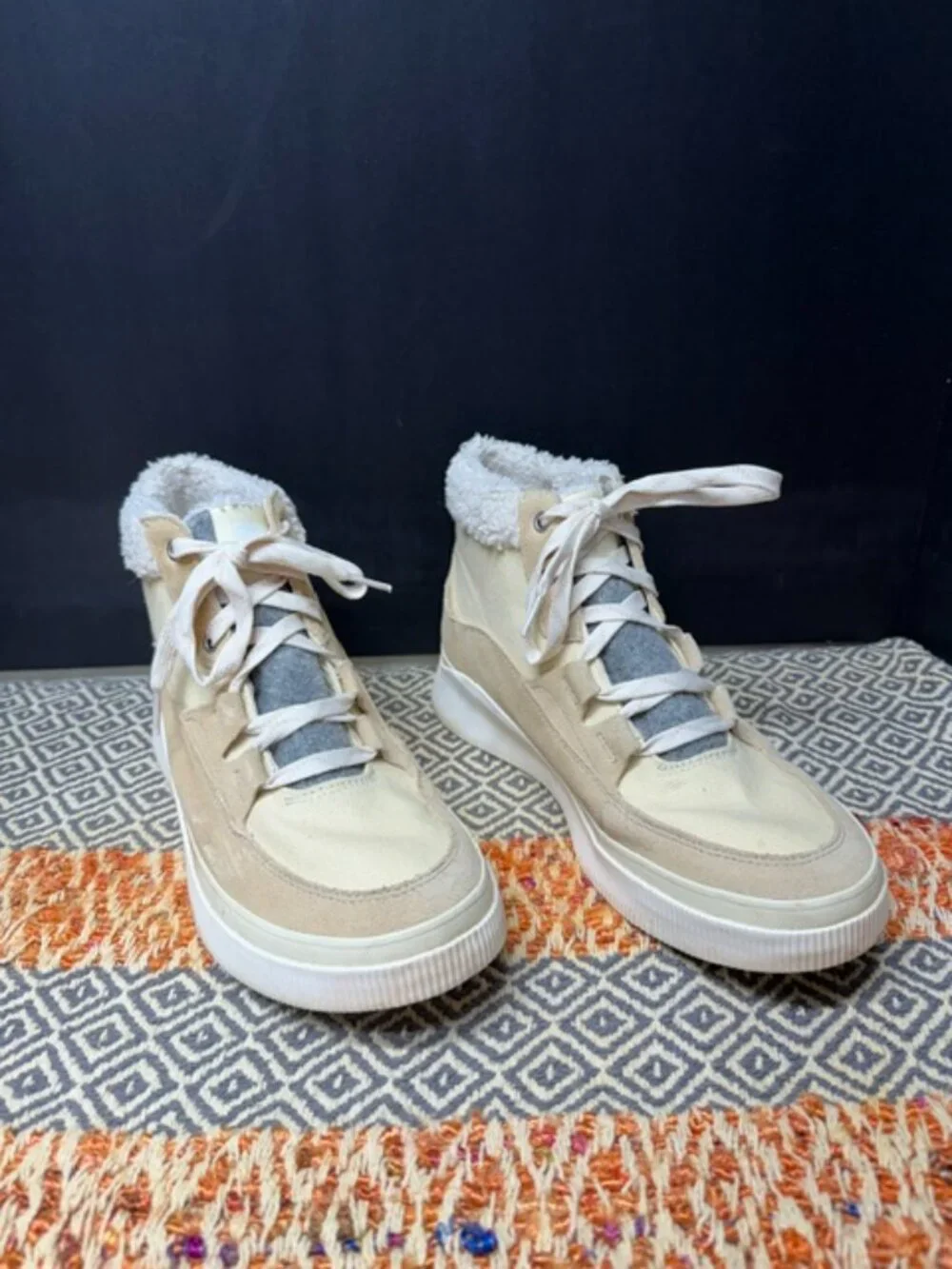 Sorel Out 'N About Waterproof Sneakers Woman's Size 11